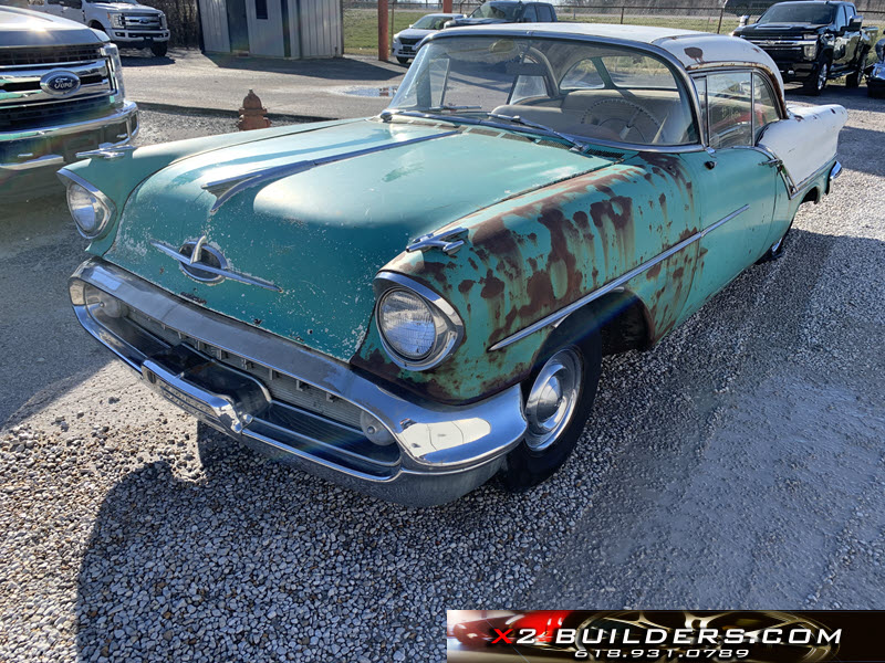 1957 Oldsmobile Super 88 Delta